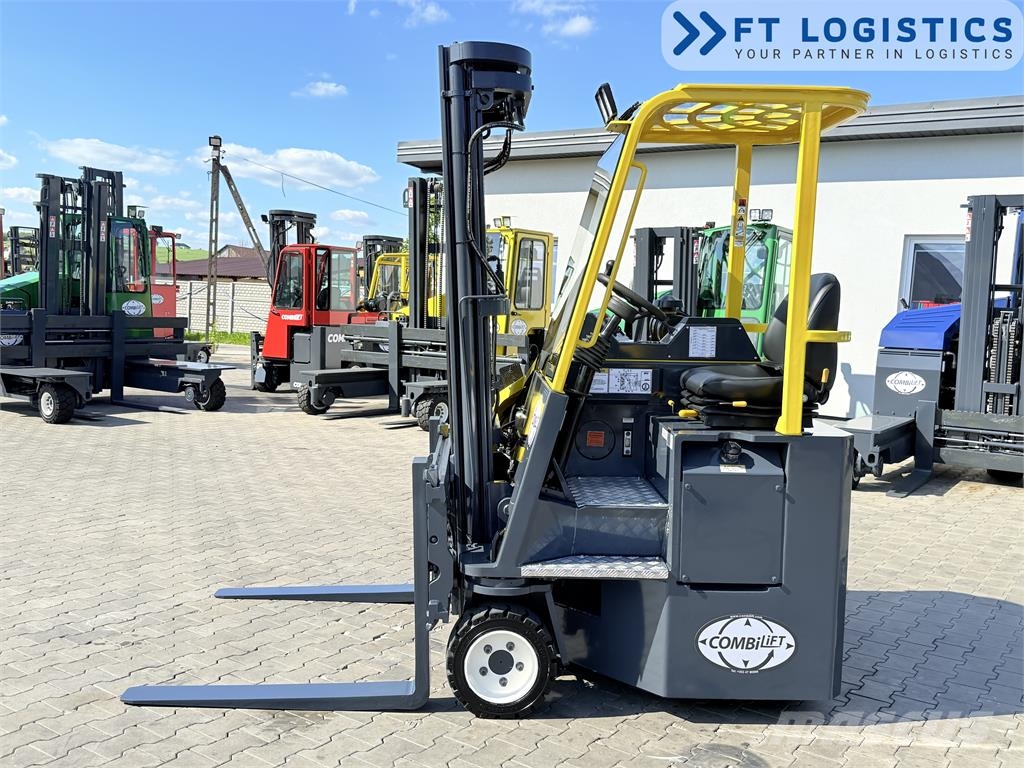 Combilift CB3000 | DIESEL | TRIPLEX 5500 MM | SIDE SHIFT | F شاحنة المناولة رباعية الاتجاهات