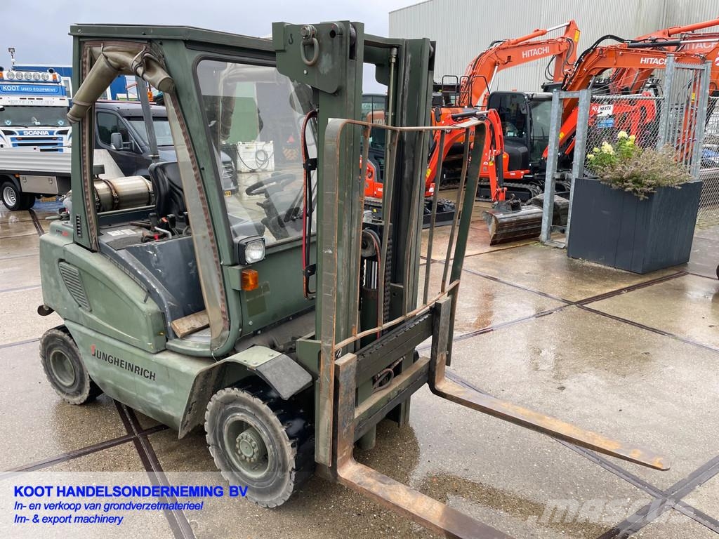 Jungheinrich DFG 25 1800 uur Ex Leger/Army Diesel heftrucks