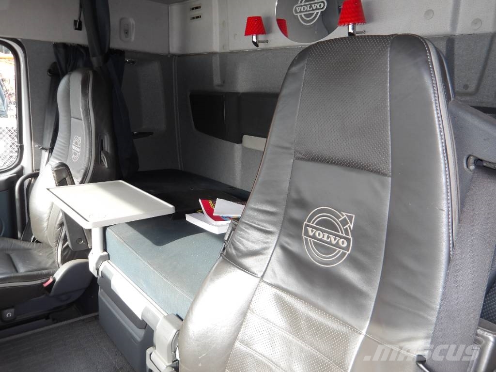 Volvo FH 13+Palfinger Platforme aeriene montate pe camion