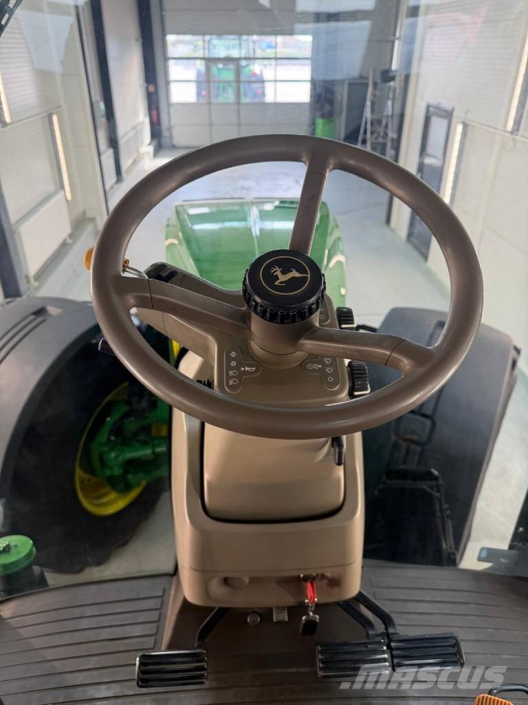 John Deere 8360 R Tractors