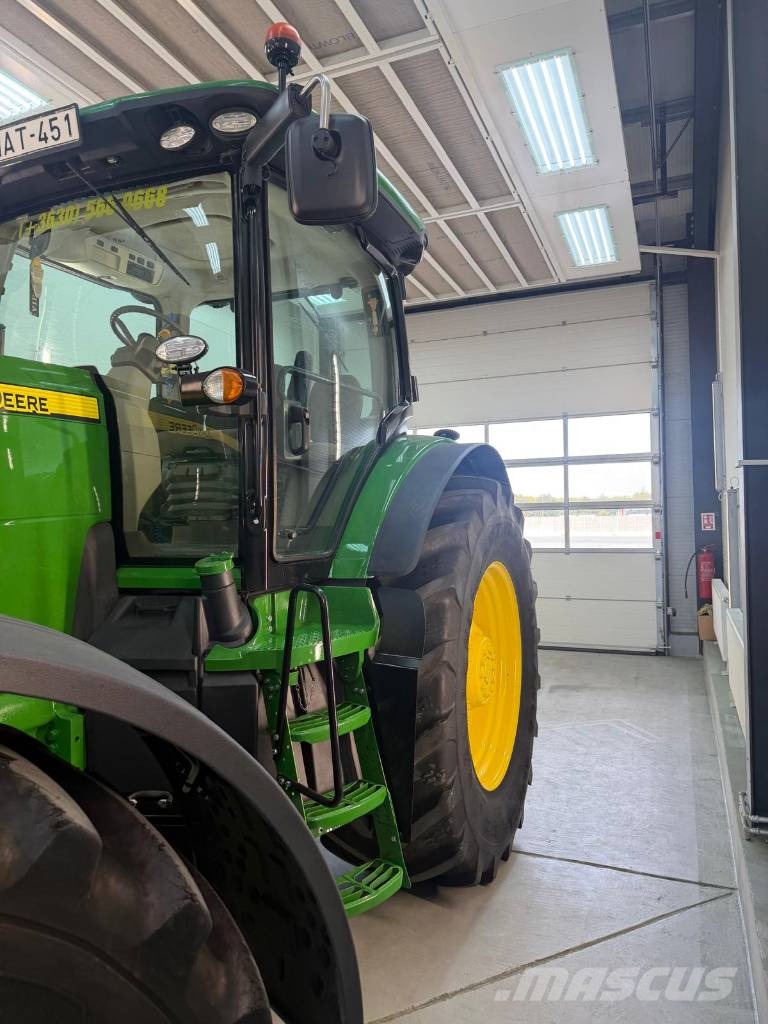 John Deere 8360 R Tractors