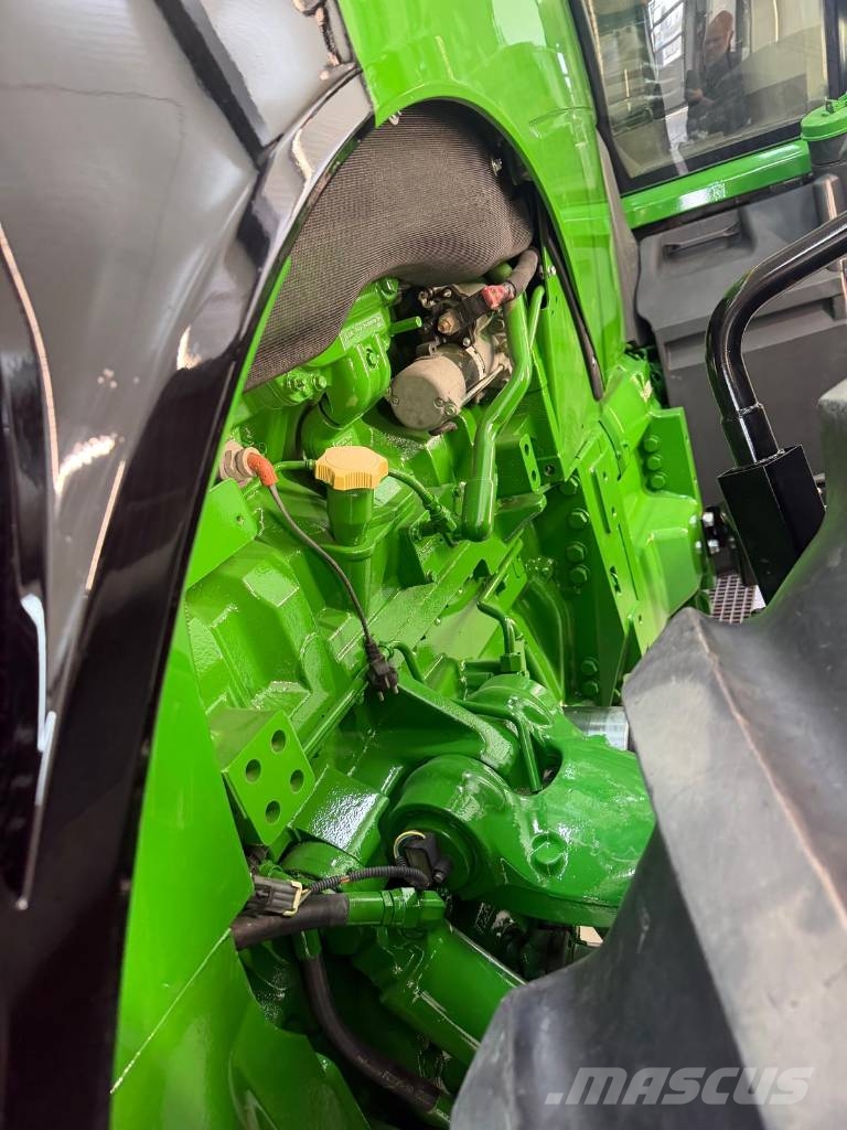 John Deere 8360 R Tractors
