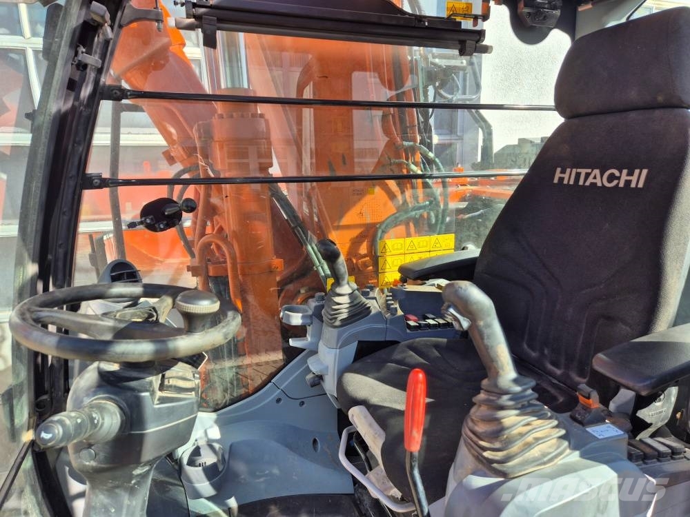 Hitachi ZX 180 W-7 Pyöräkaivukoneet