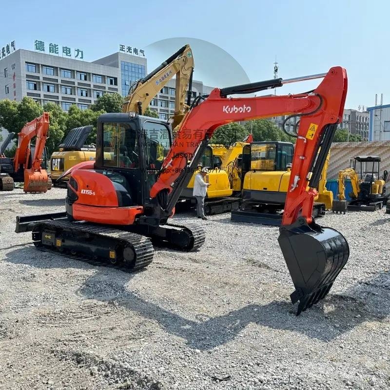 Kubota KX 155 小型挖掘机
