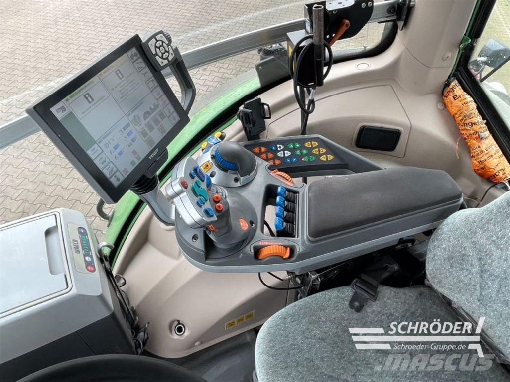 Fendt 828 S4 PROFI PLUS Traktoriai