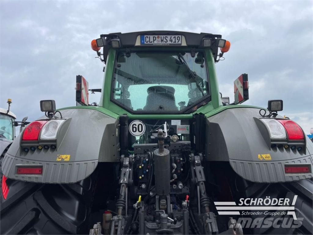 Fendt 828 S4 PROFI PLUS Traktoriai