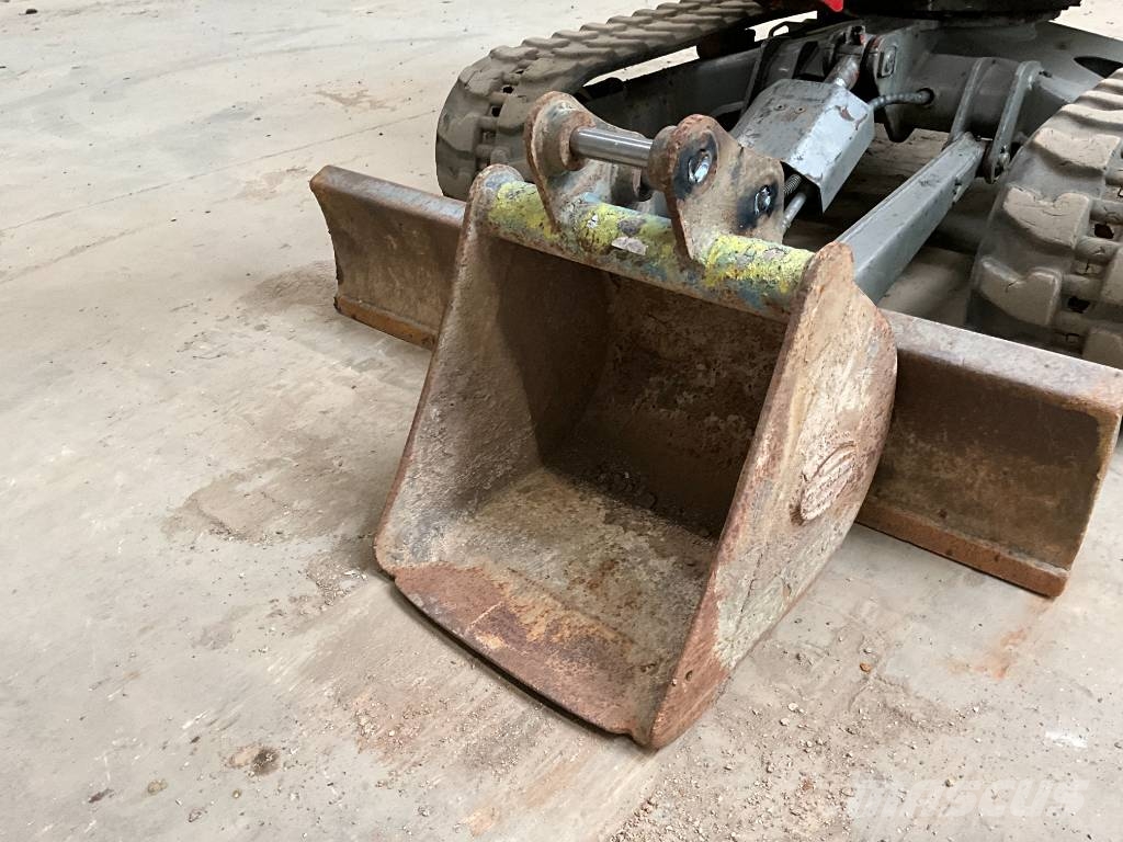 CAT 302.4 D Minibagger < 7t