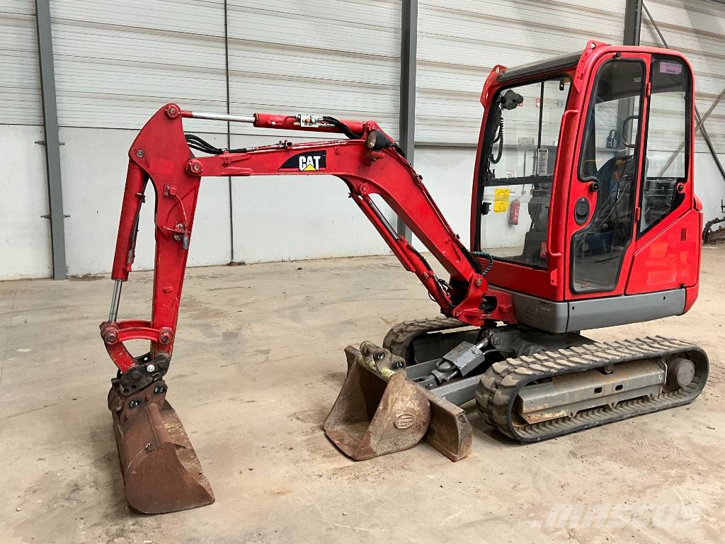 CAT 302.4 D Minibagger < 7t