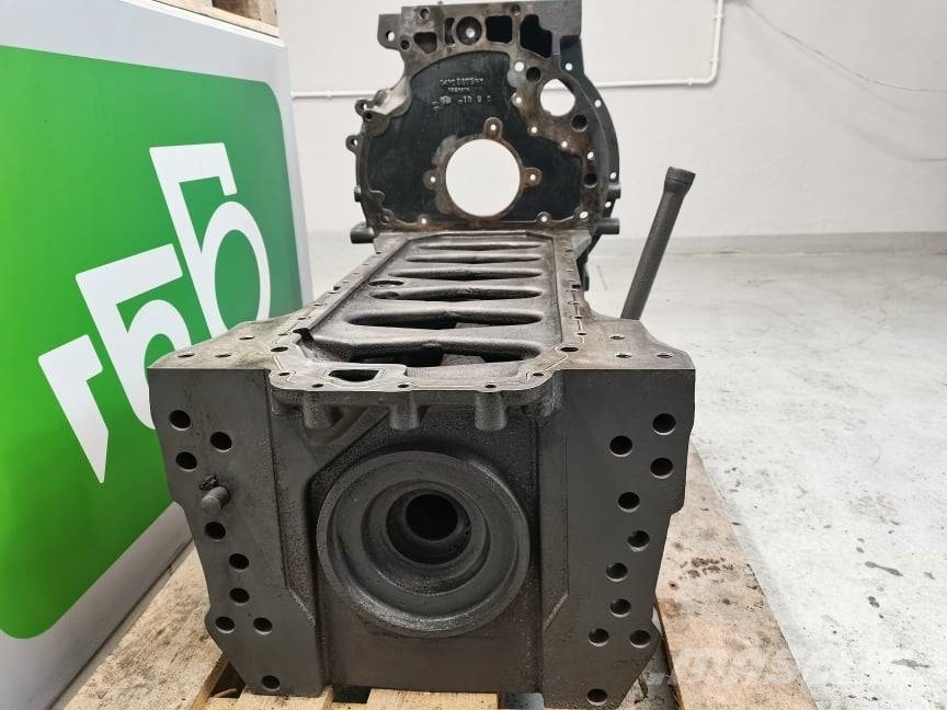 Fendt 927 Vario {TCD 2013 L06 4V}  oil pan Motoren