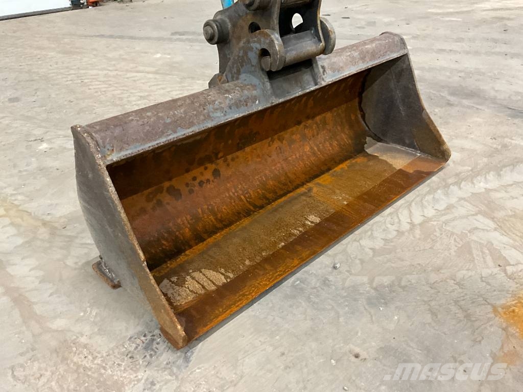 Airman AX 33 U-6 A Minigraafmachines < 7t