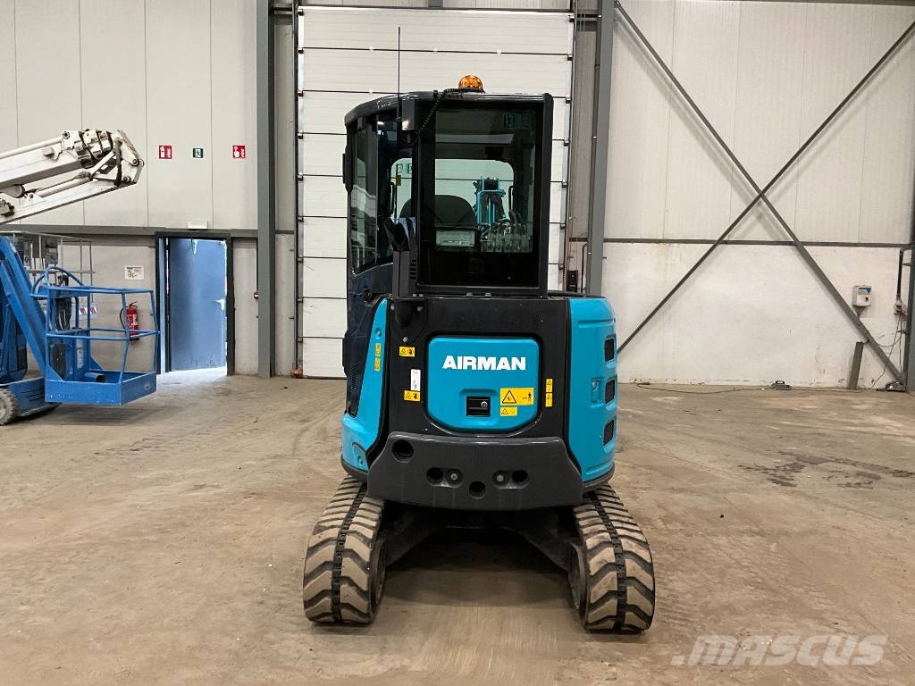 Airman AX 33 U-6 A Minigraafmachines < 7t