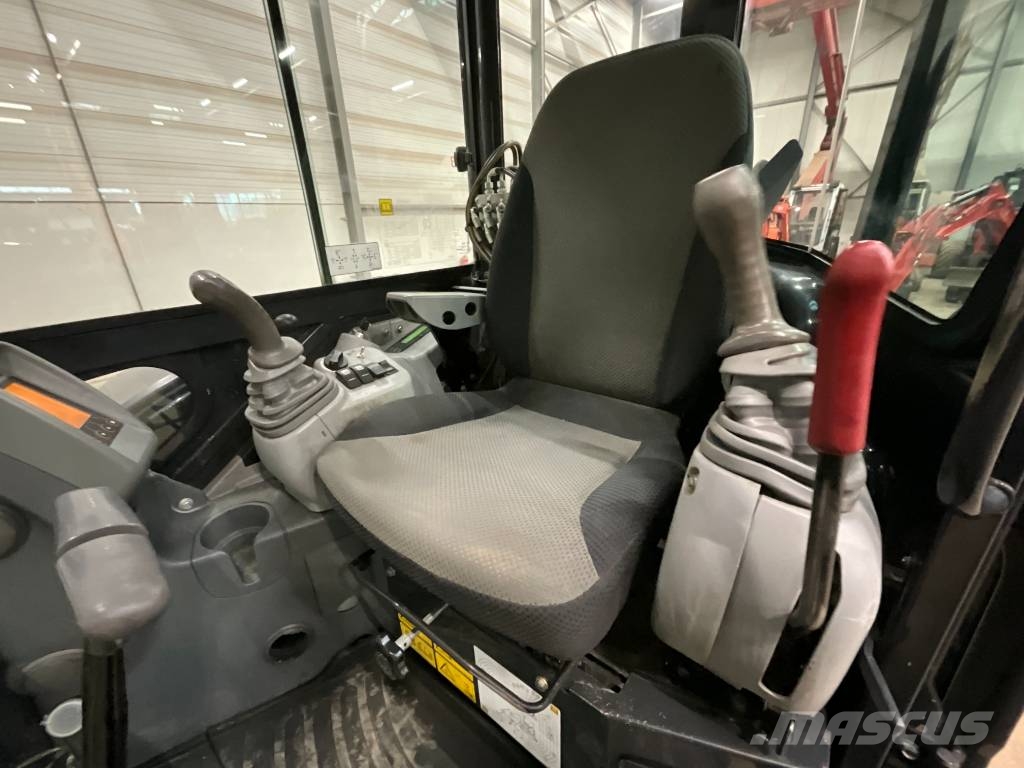 Airman AX 33 U-6 A Minigraafmachines < 7t