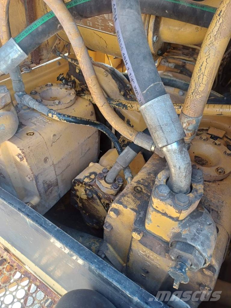 CAT 235 C Excavadoras sobre orugas