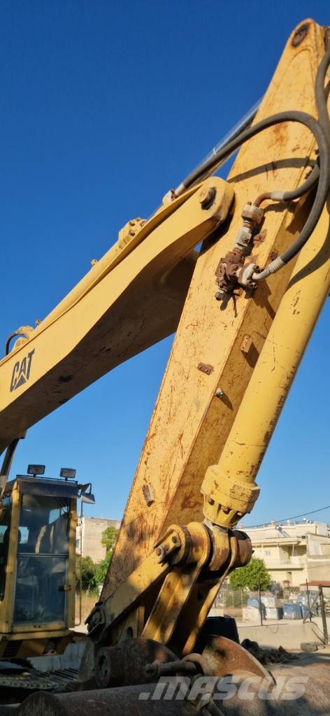 CAT 235 C Excavadoras sobre orugas