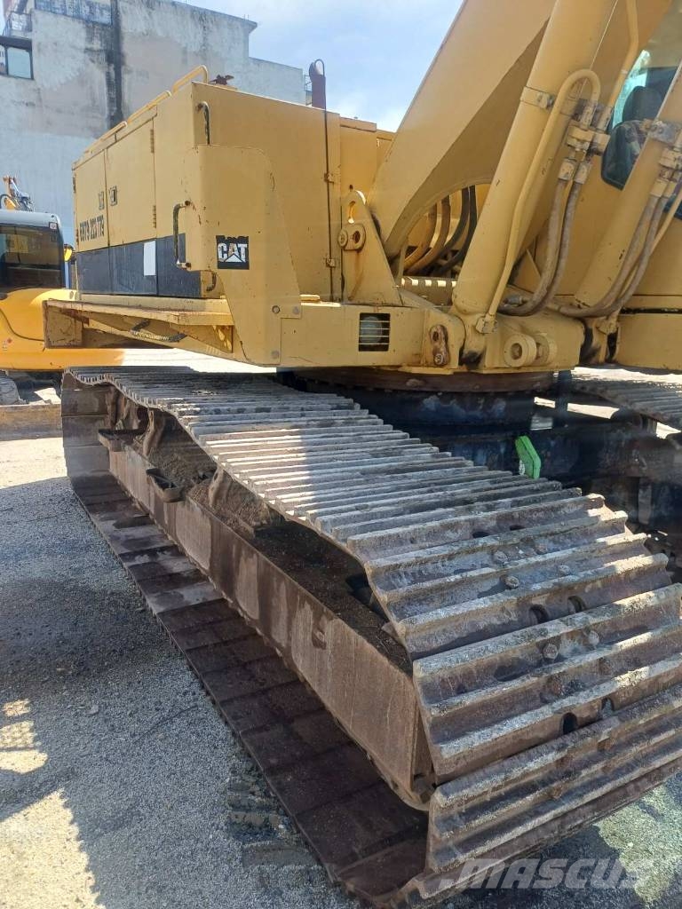 CAT 235 C Excavadoras sobre orugas