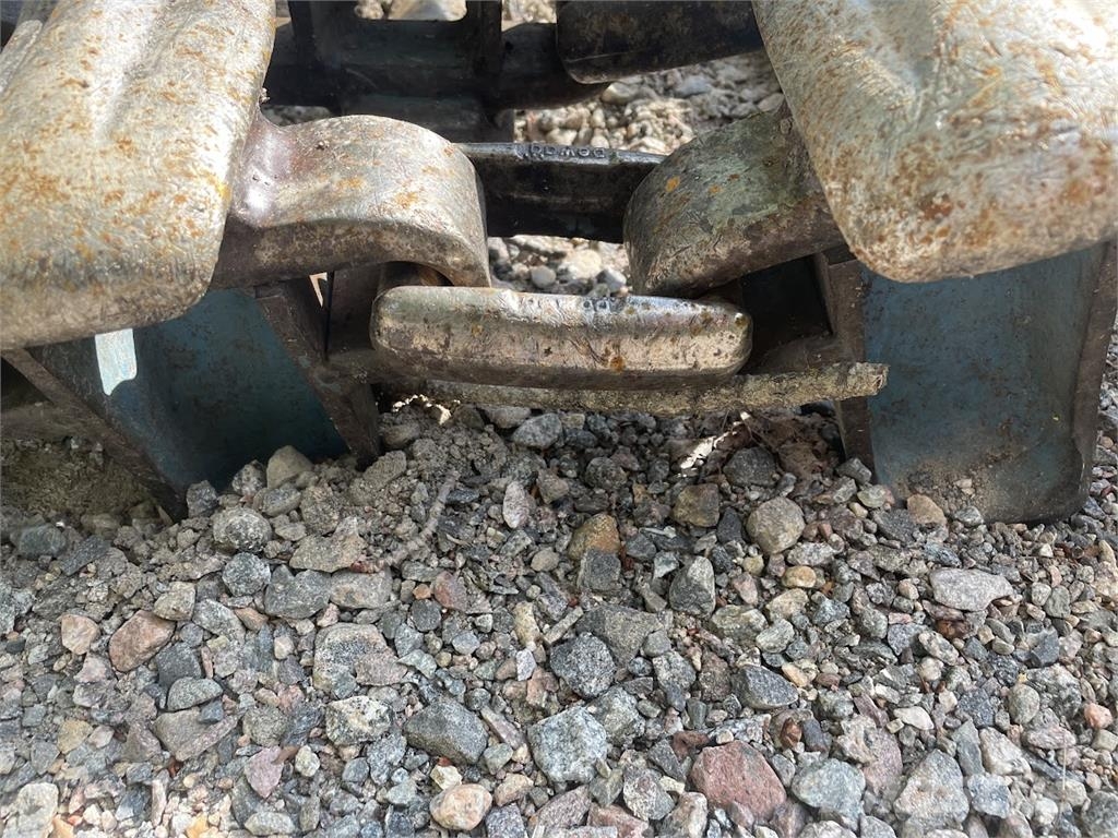  Pewak Metsäkoneen telat 其他组件