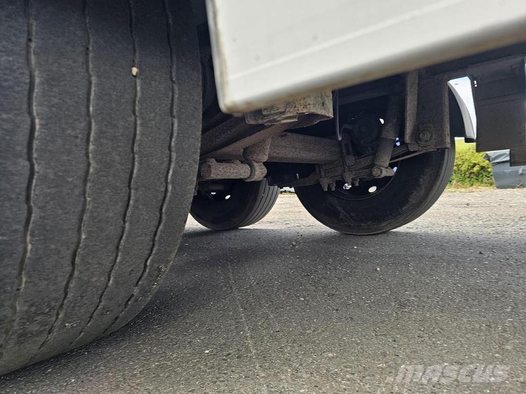 Fruehauf 3 AXLE CURTAINSIDER - BPW AXLES Semirremolques de caja de lona
