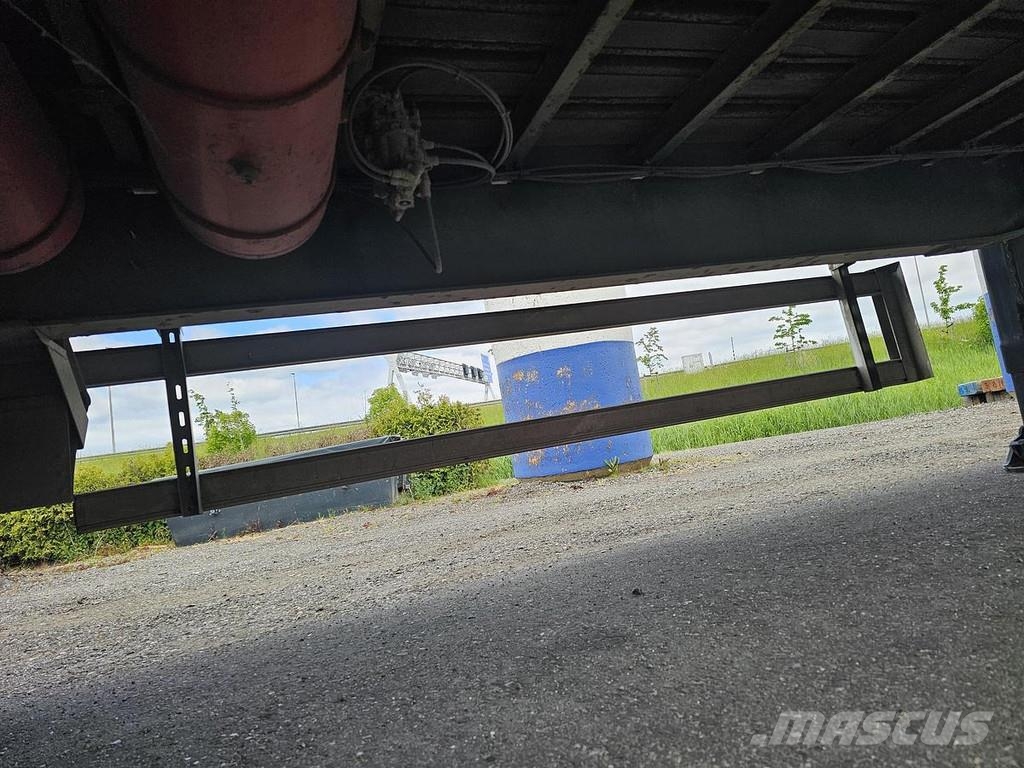 Fruehauf 3 AXLE CURTAINSIDER - BPW AXLES Semirremolques de caja de lona