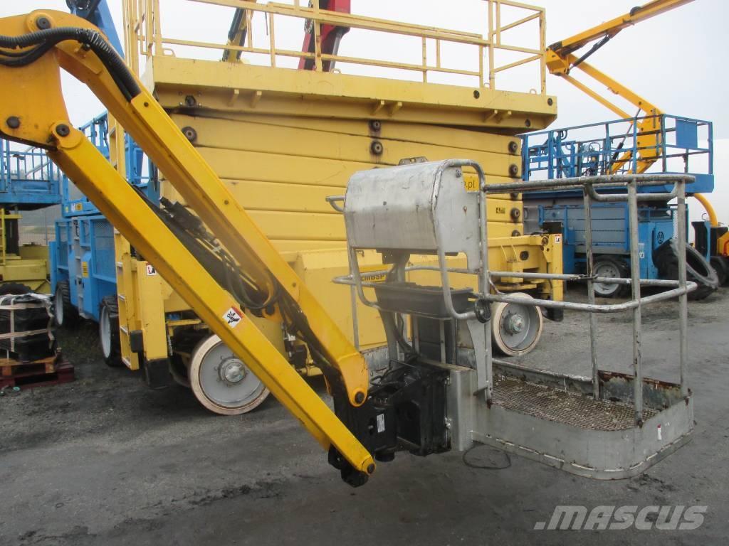 Manitou 160 ATJ ブームリフト 屈伸型