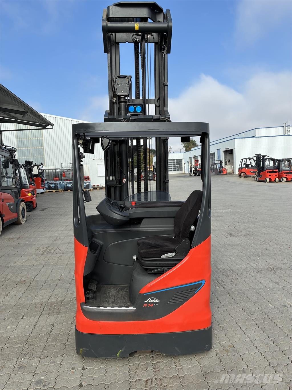 Linde R14 شاحنة مناولة