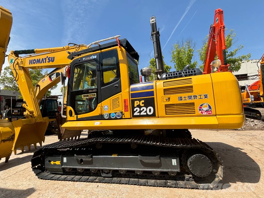 Komatsu PC 220-8 Εκσκαφείς με ερπύστριες