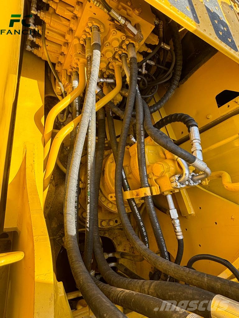 Komatsu PC 220-8 Εκσκαφείς με ερπύστριες