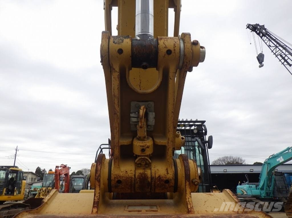 CAT 320 07D | From Japan | Price to USA Included Crawler excavators