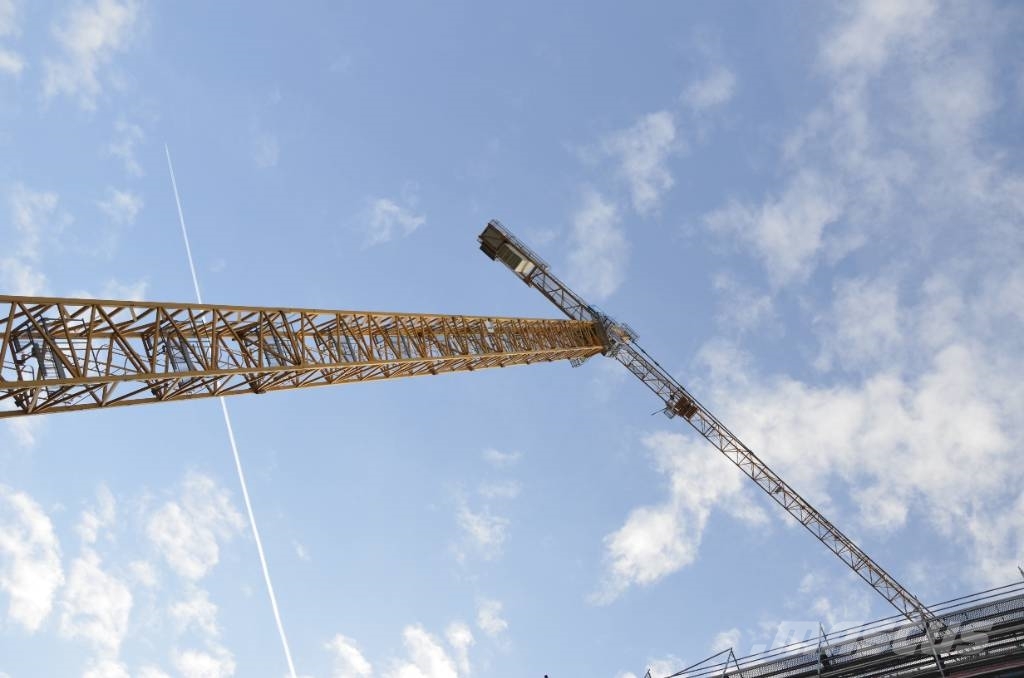 Liebherr 180 EC-H 10 Litronic Tower cranes