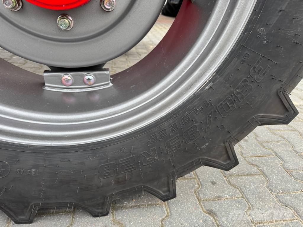 McCormick MC100 Traktorer