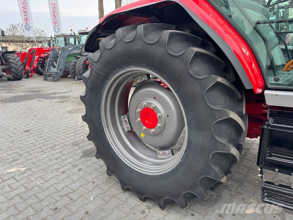 McCormick MC100 Traktorer