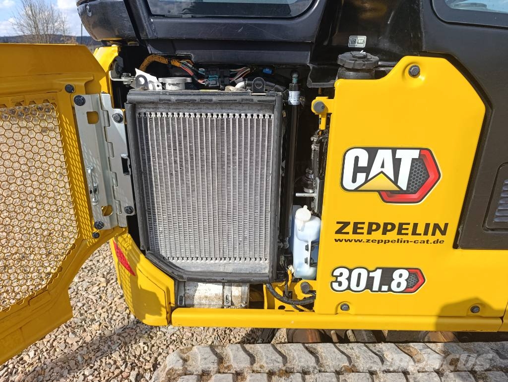 CAT 301.8 Minikoparki
