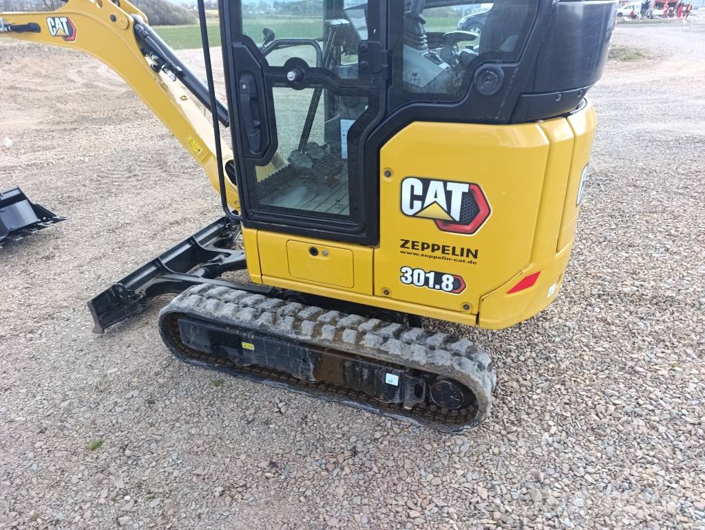 CAT 301.8 Minikoparki