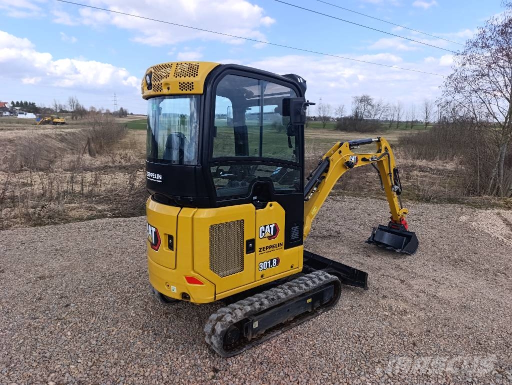 CAT 301.8 Minikoparki