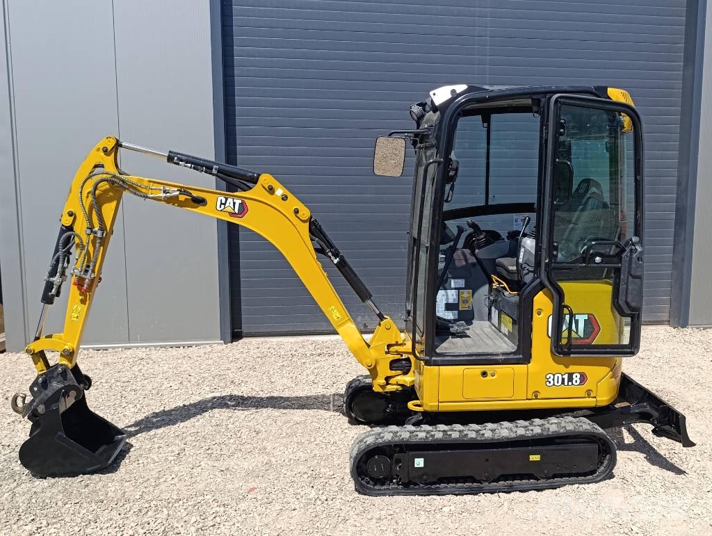 CAT 301.8 Mini bagri <7t
