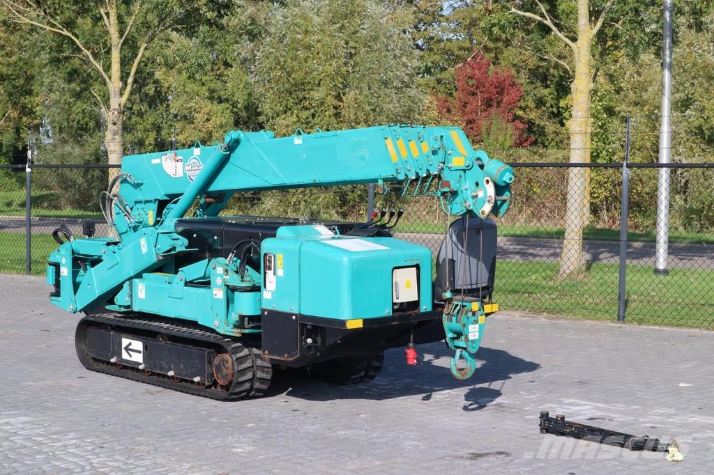 Maeda MC305 CRME-2 | 3 TON | REMOTE CONTROL | LOW HOURS Minikranen