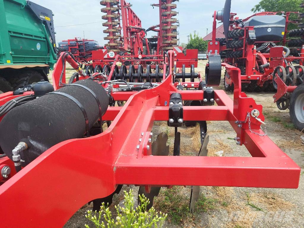 Horsch Tiger 3 MT Cultivatoren