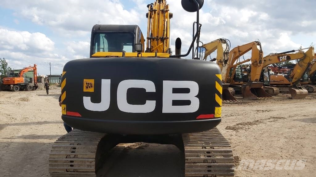JCB JS 130 LC Pelle sur chenilles