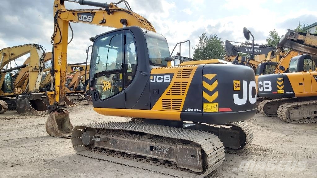 JCB JS 130 LC Pelle sur chenilles