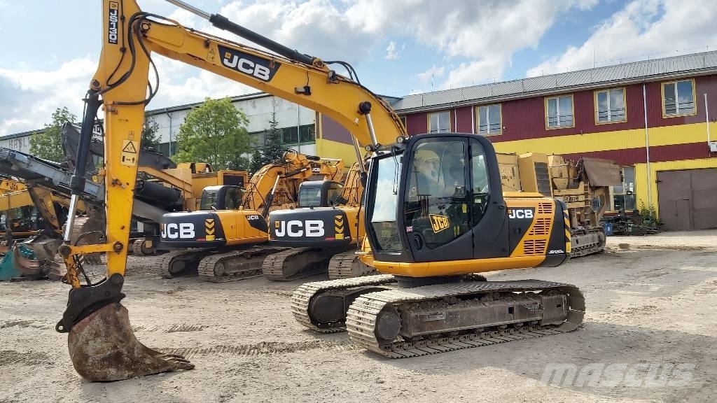 JCB JS 130 LC Pelle sur chenilles