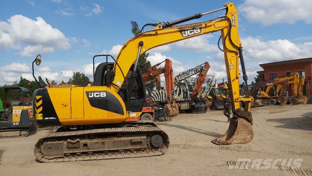 JCB JS 130 LC Pelle sur chenilles
