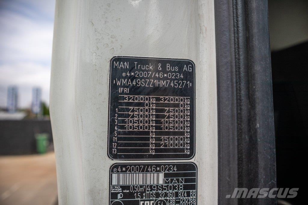 MAN TGS 32.360+PUTZMEISTER8M³+BAND/BELT/TAPIS Betongbiler