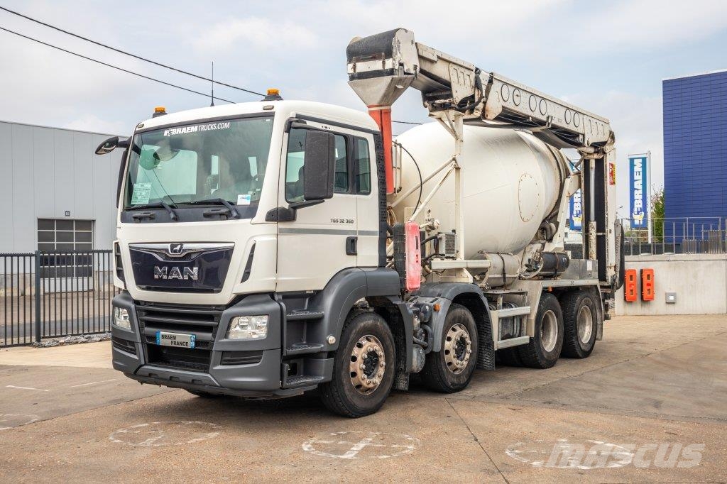 MAN TGS 32.360+PUTZMEISTER8M³+BAND/BELT/TAPIS Betongbiler