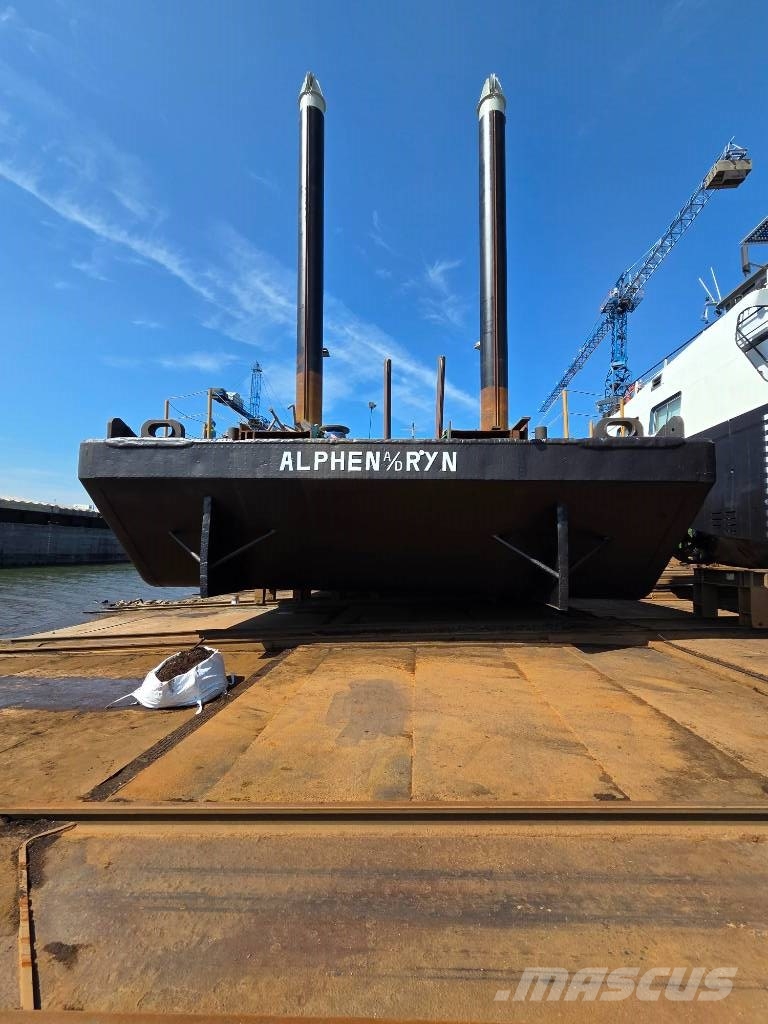 Dipperdredger GERBRAND Barcos / barcazas de carga