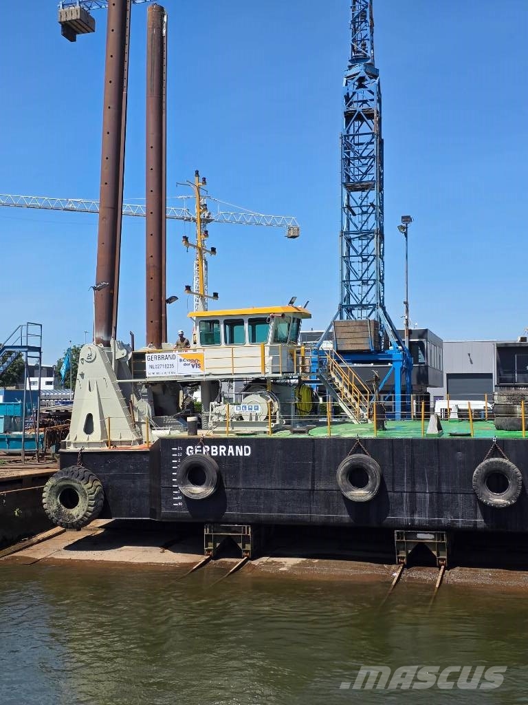 Dipperdredger GERBRAND Barcos / barcazas de carga