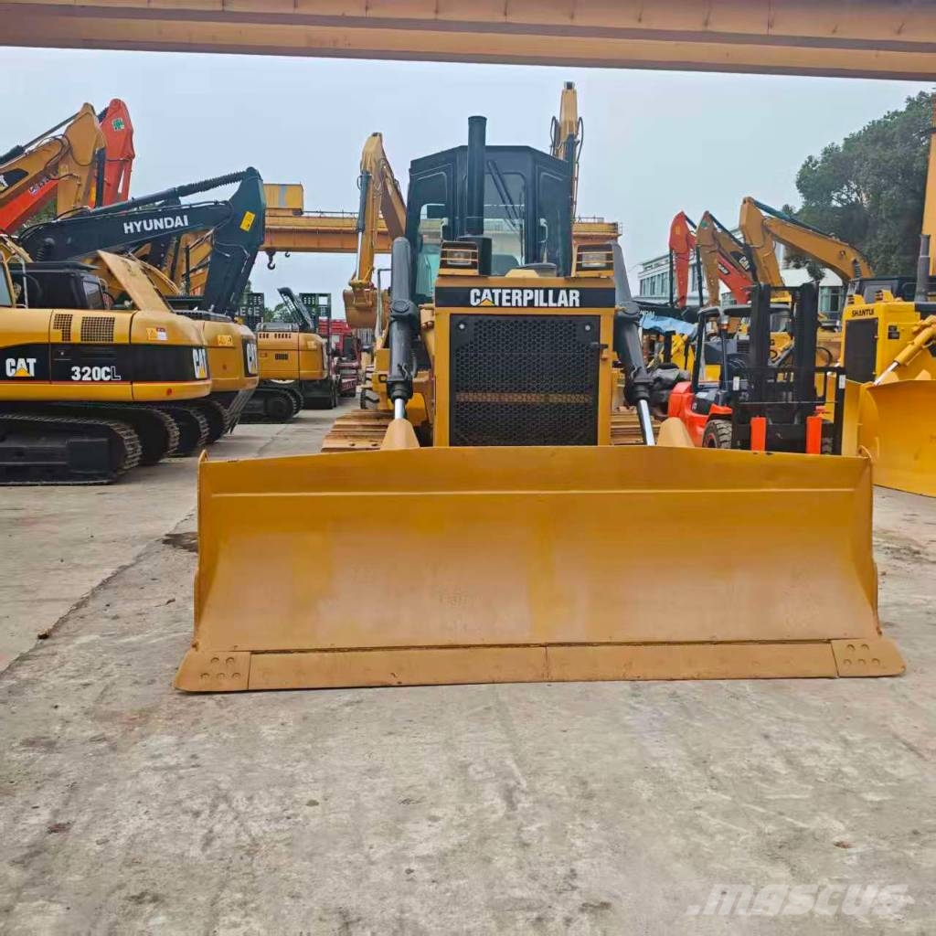 CAT D 6 G Buldožeri guseničari