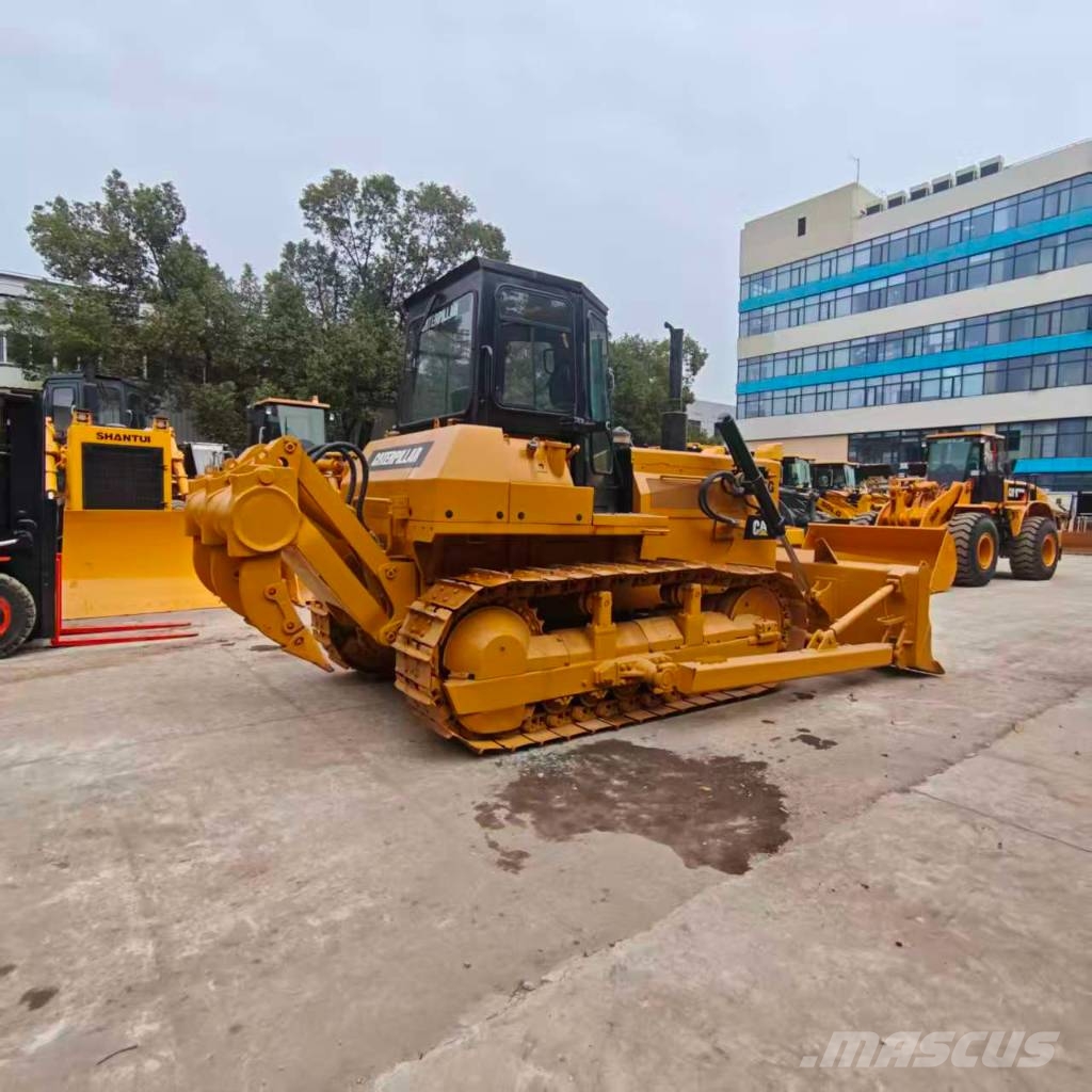 CAT D 6 G Buldožeri guseničari