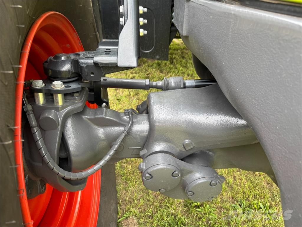 CLAAS Axion 870 CMATIC CEBIS ماكينات زراعية - غير ذلك