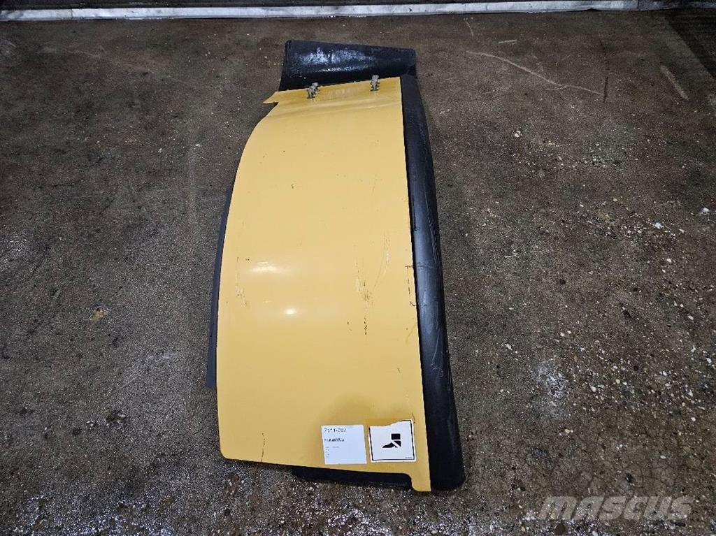 CAT - Rear mud guard/Kotfluegel/Spatbord Alusta ja jousitus