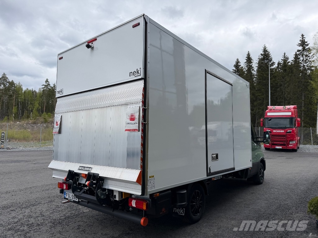 Iveco Daily 35S18A8 umpikori paku Pakettiautot