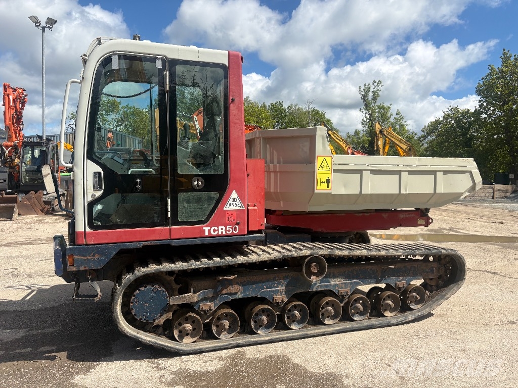 Takeuchi TCR 50 Гусеничні самоскиди
